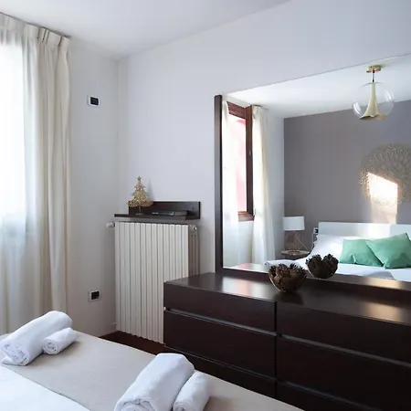 Halldis Apartamento Ponte Di Legno